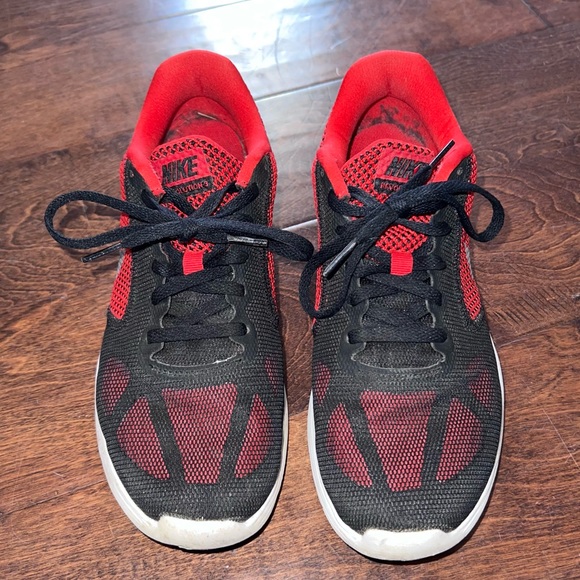Nike Men's Red Revolution 3 Athletic Running Shoes Size 7 - Picture 5 of 5